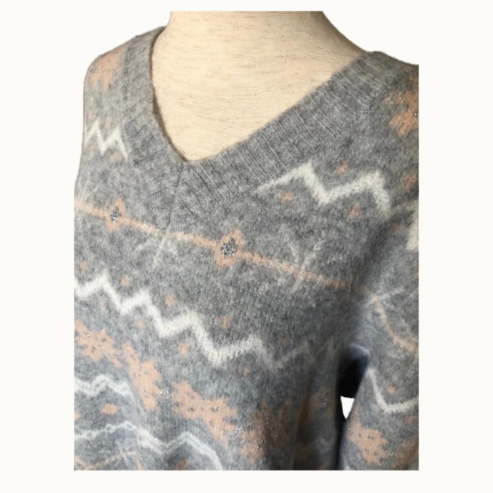 New! Softgirl GrandmaCore Long Gray Peach Snowflake Sweater Sz 14-16 - Picture 3 of 8